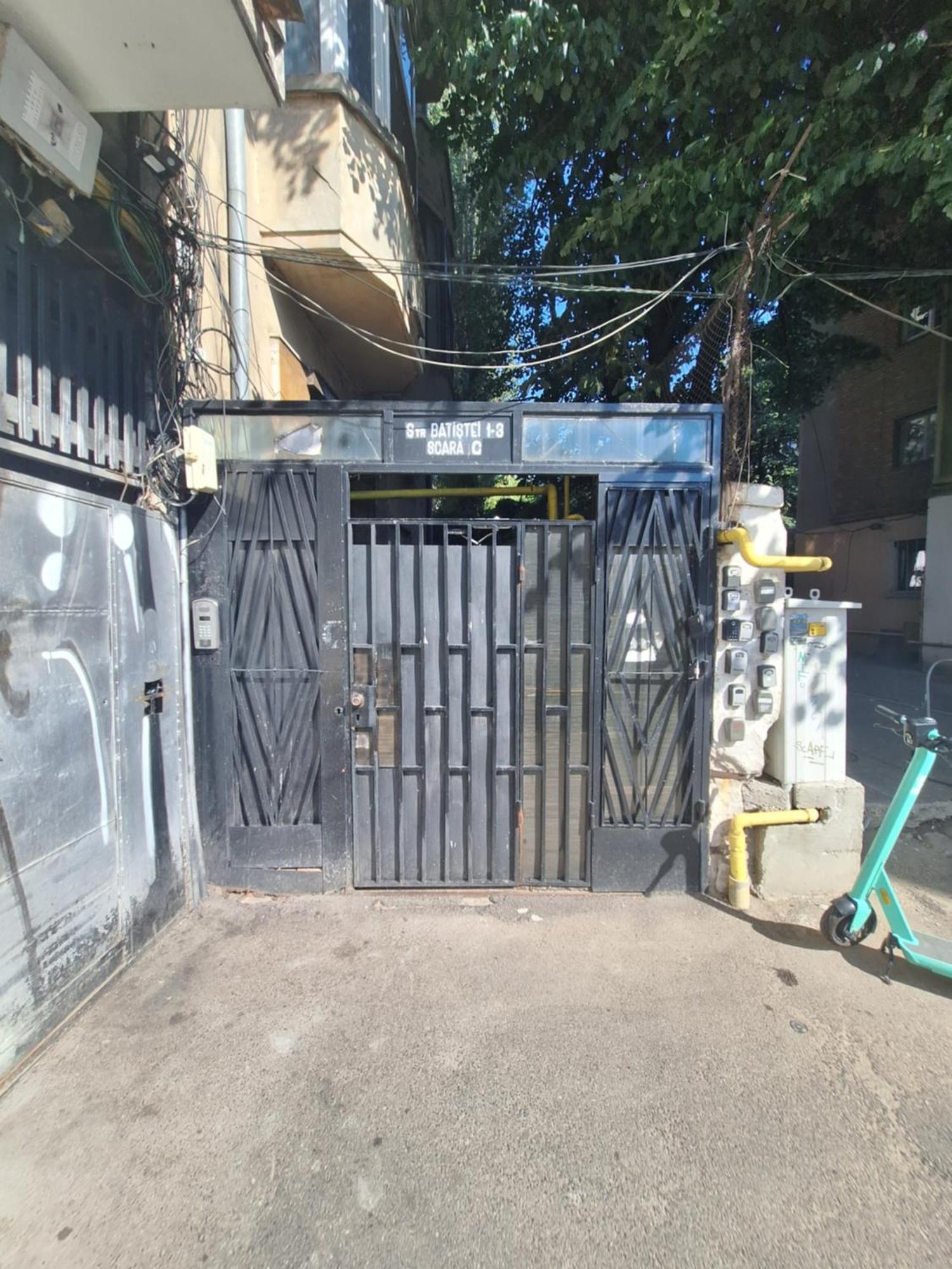 Black&White 布加勒斯特 外观 照片